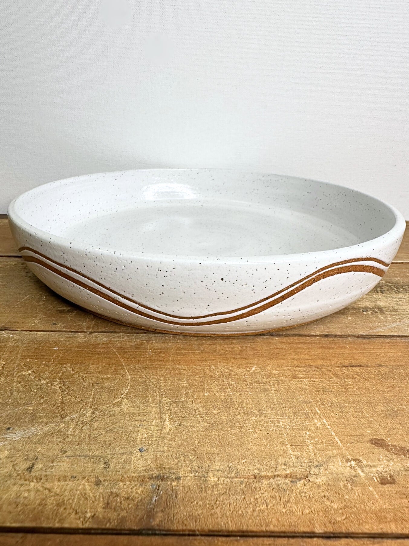 Shallow Bowl - White Wave Pattern