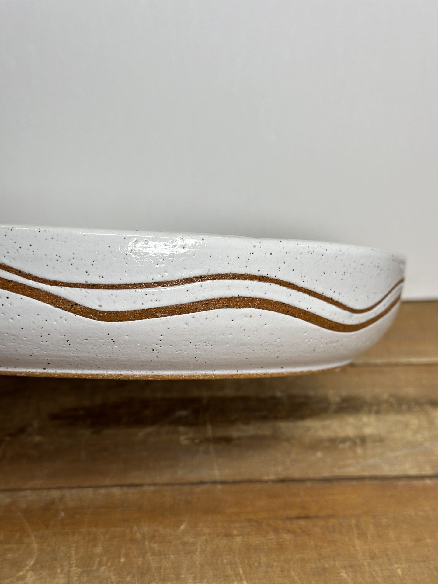 Shallow Bowl - White Wave Pattern